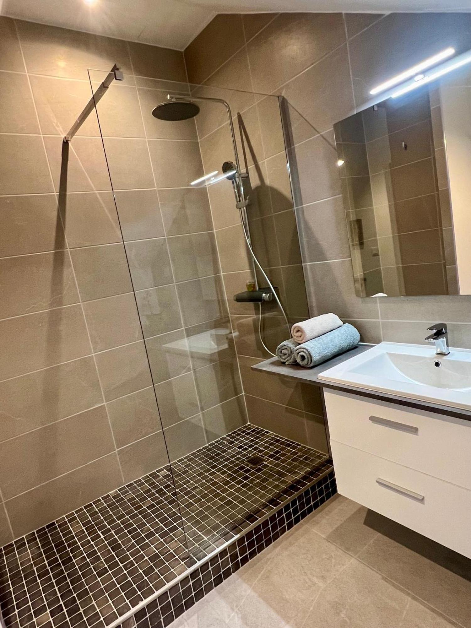 Bed and Breakfast Ravine Bleue Etage Riviere Saint-Louis Esterno foto