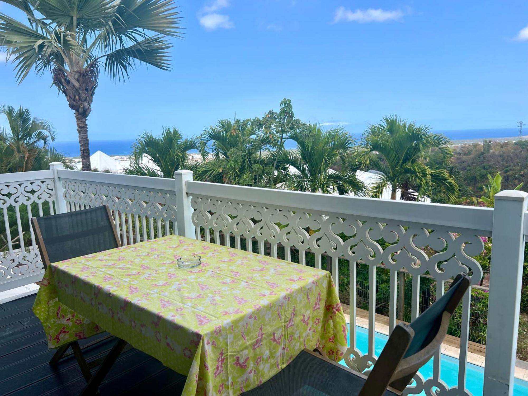 Bed and Breakfast Ravine Bleue Etage Riviere Saint-Louis Esterno foto